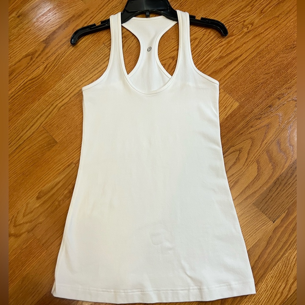 Lululemon Razorback tank top